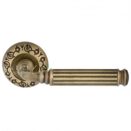 Дверная ручка Benito 307 R04 F03 Extreza